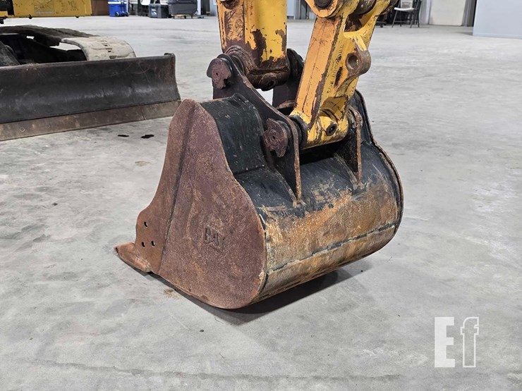 2021-caterpillar-306cr-image-12
