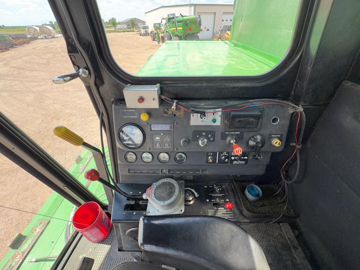 1981-john-deere-8820-image-49