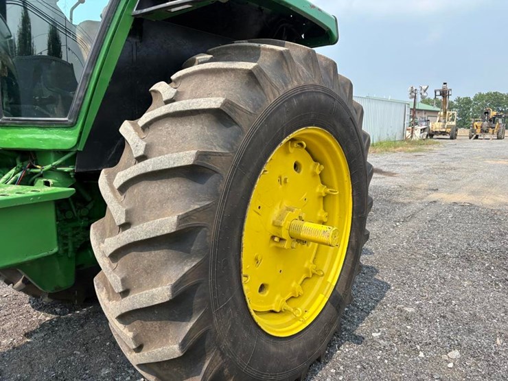john-deere-4440-image-7