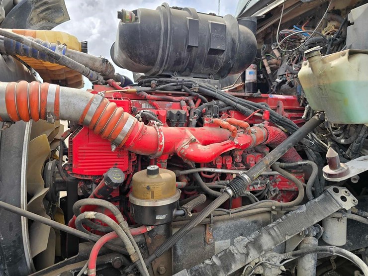 2009-kenworth-t660-image-21