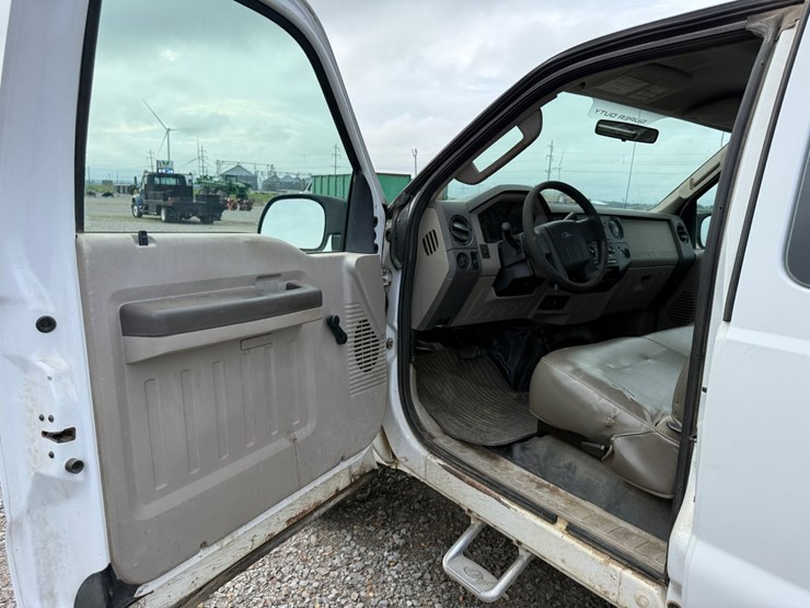 2008-ford-f250-image-108