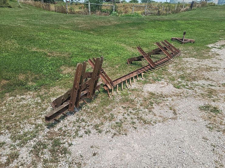 remlinger-single-bar-harrow-w/teeth-and-mounts-image-1