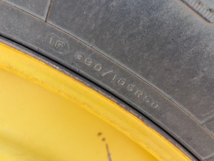 2012-john-deere-4940-image-54
