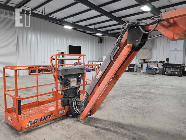 2006-jlg-660sj-image-18