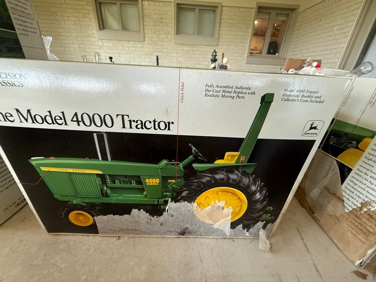 john-deere-4000-image-13