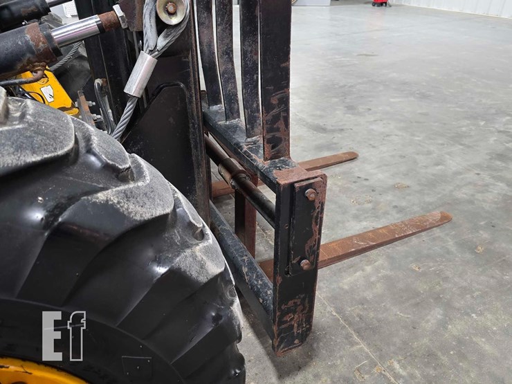 2020-jcb-930-image-11