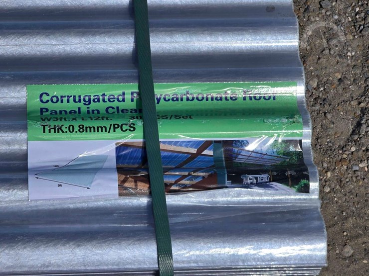qty.-(30)-clear-corrugated-polycarbonate-roof-pane-image-2