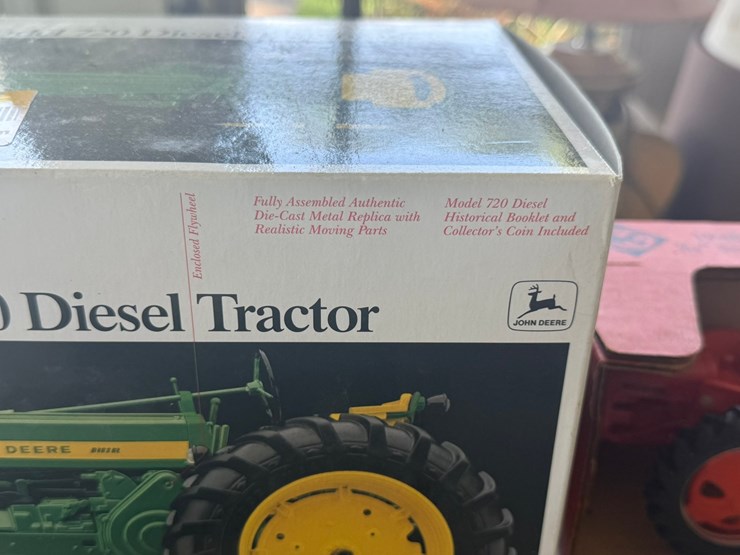 john-deere-720-image-7
