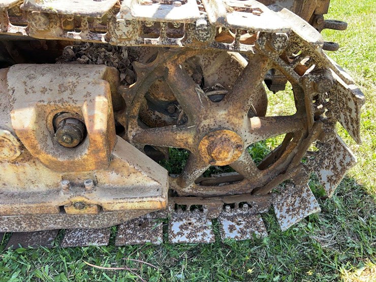 caterpillar-2-ton-image-32