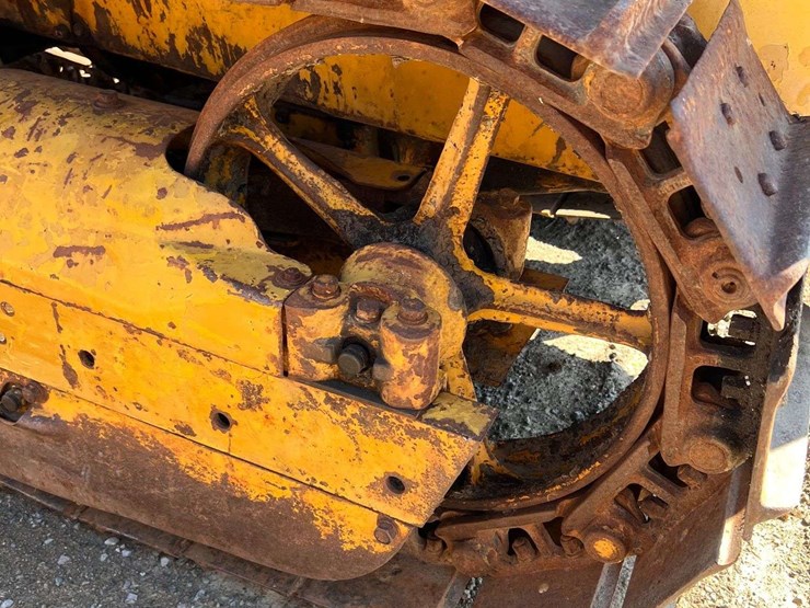 caterpillar-d2-image-12