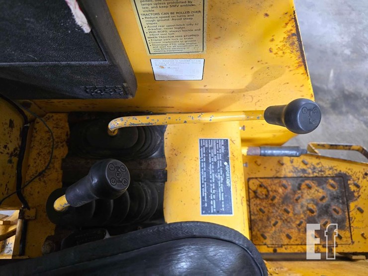 case-ih-585-image-18