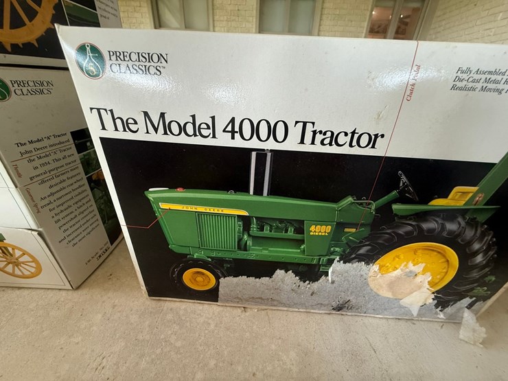 john-deere-4000-image-11
