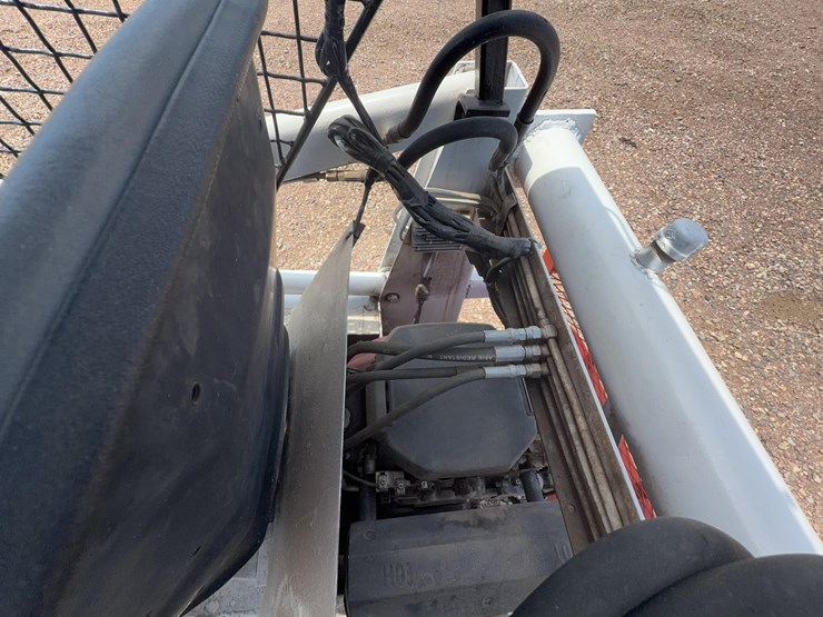 bobcat-m371-image-20