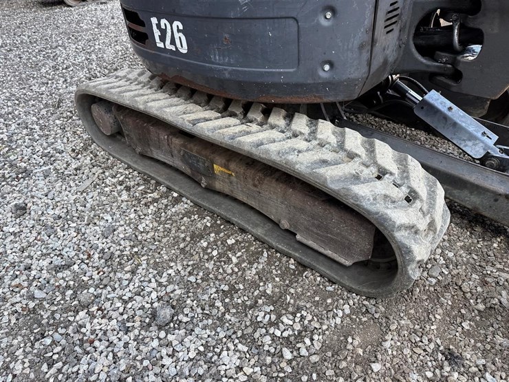 2017-bobcat-e26-image-11