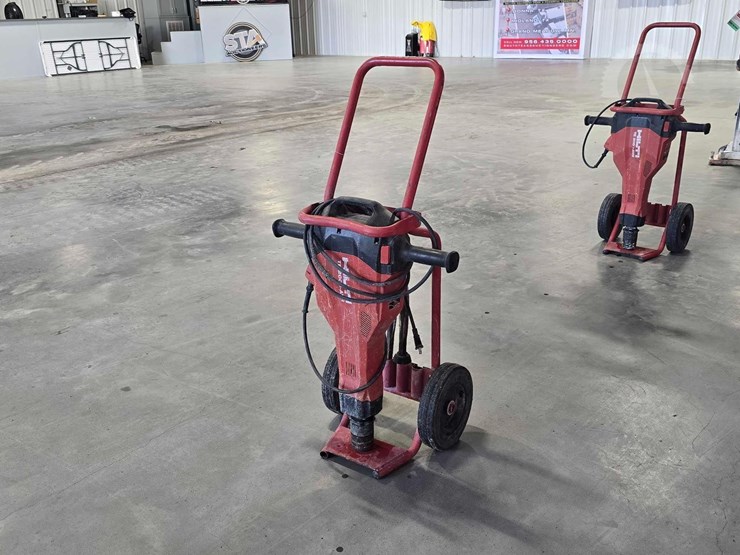 2019-hilti-te2000-avr-30-39-lb-electric-breaker-image-1