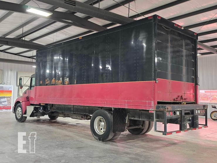 2013-kenworth-t370-image-4