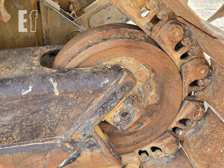 caterpillar-d6-lgp-image-30