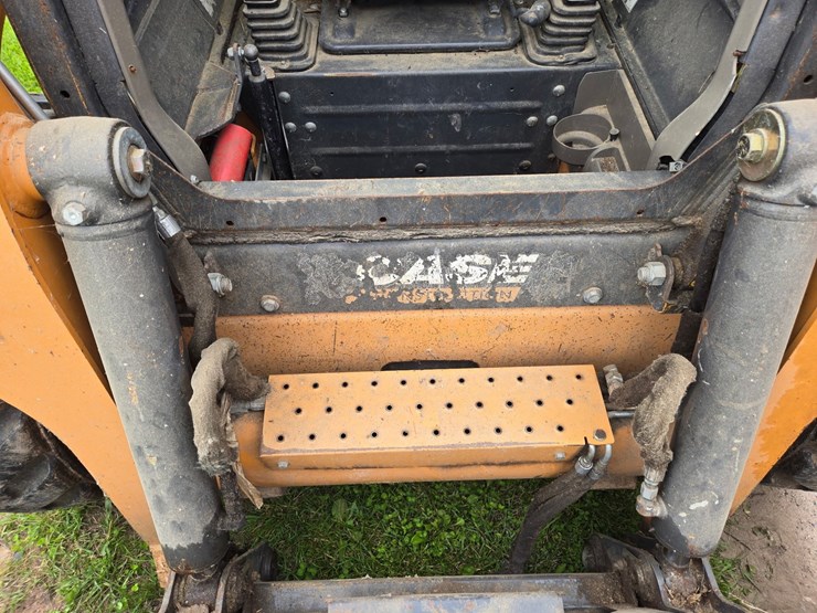 2012-case-sr250-image-15