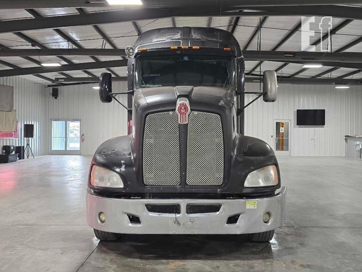 2009-kenworth-t660-image-7