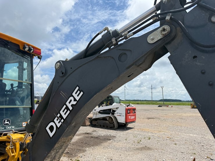 #43053-•-2024-john-deere-320p-backhoe-loader-1t0320pacrfx07150-inv#-43053-image-8
