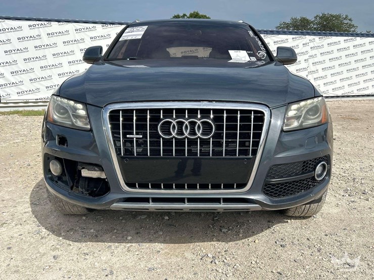 2011-audi-q5-image-26