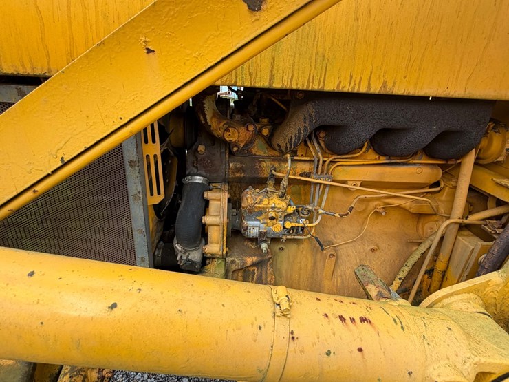 1976-deere-310a-image-3