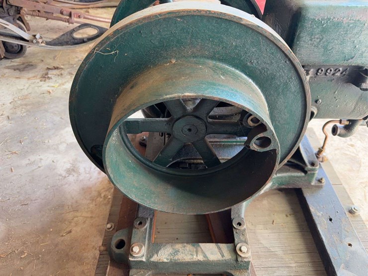 rock-island-1-1/2-hp-engine-image-12