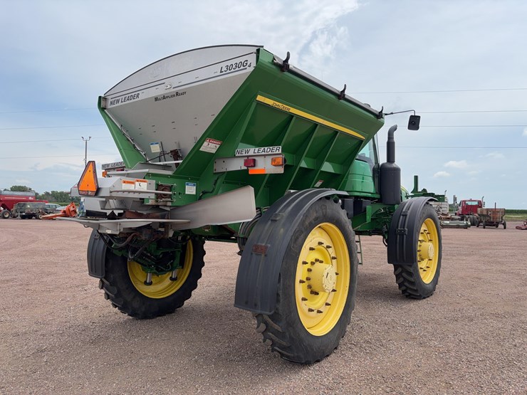 2012-john-deere-4940-image-3