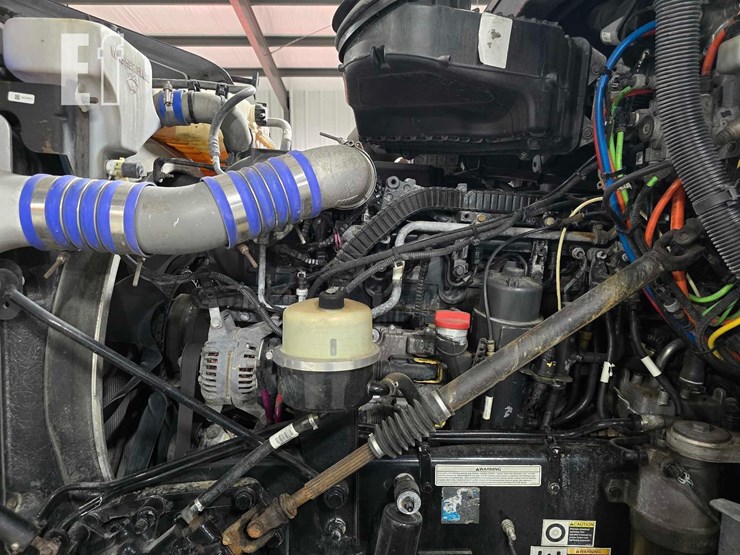 2019-peterbilt-567-image-20