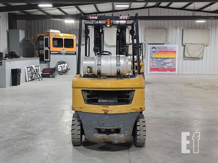 2020-caterpillar-gp25n-image-8