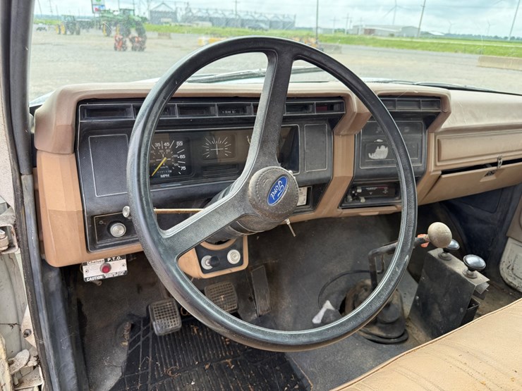 1989-ford-f700-image-89