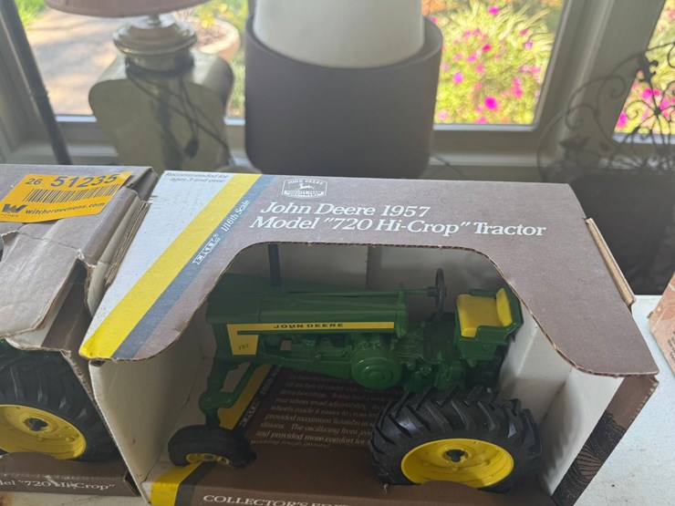 1957-john-deere-720-image-13