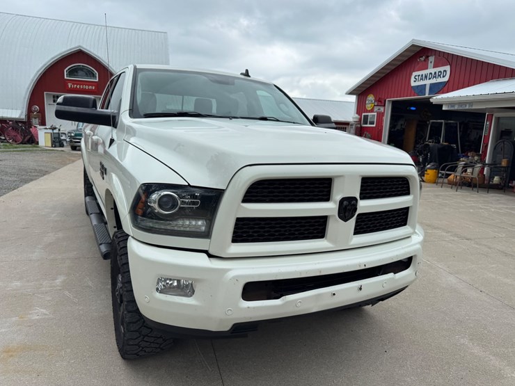 2016-dodge-ram-2500-image-3