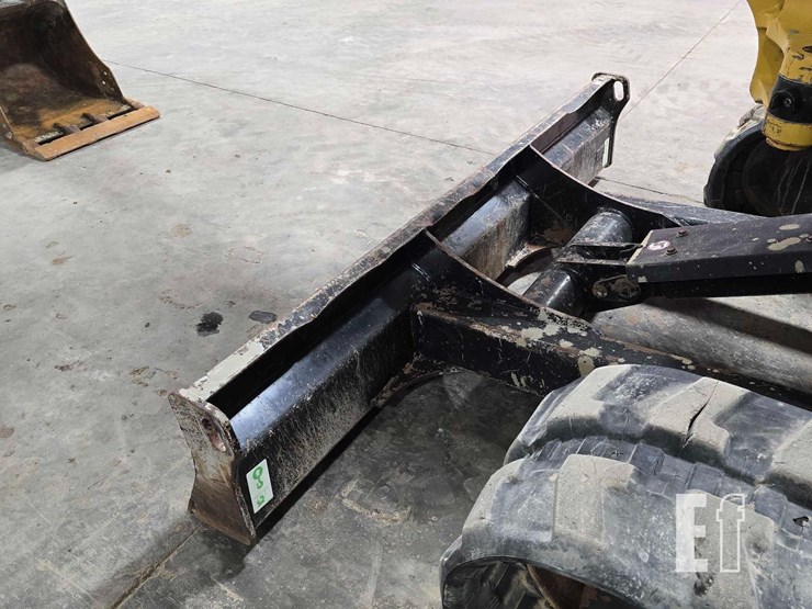 2021-caterpillar-306cr-image-16