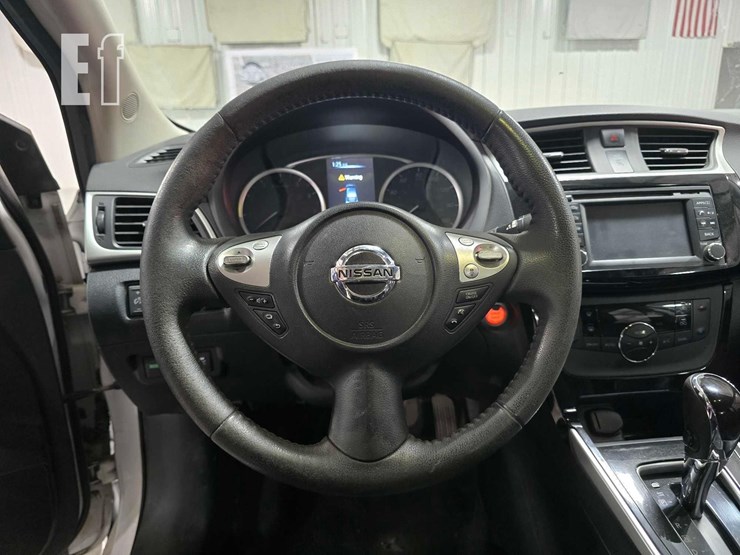 2017-nissan-sentra-image-10