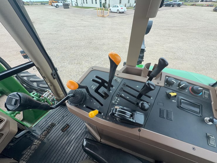 1999-john-deere-7810-image-32
