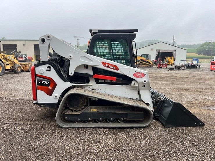 2023-bobcat-t770-image-7