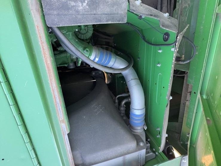 2015-john-deere-s680-image-47