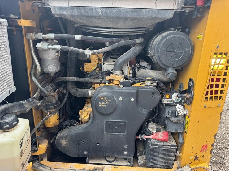 2020-caterpillar-299d3-xe-image-19