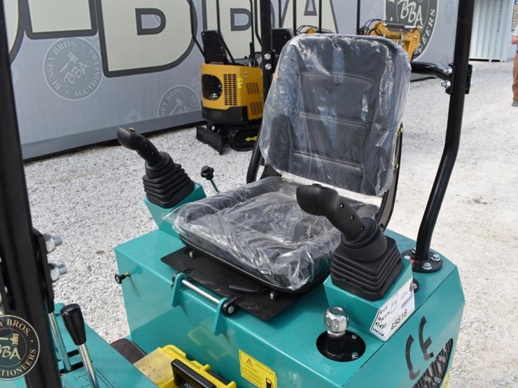 cfg-mini-excavator-45618-image-11