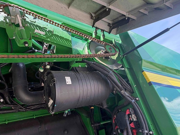 2019-john-deere-s780-image-49