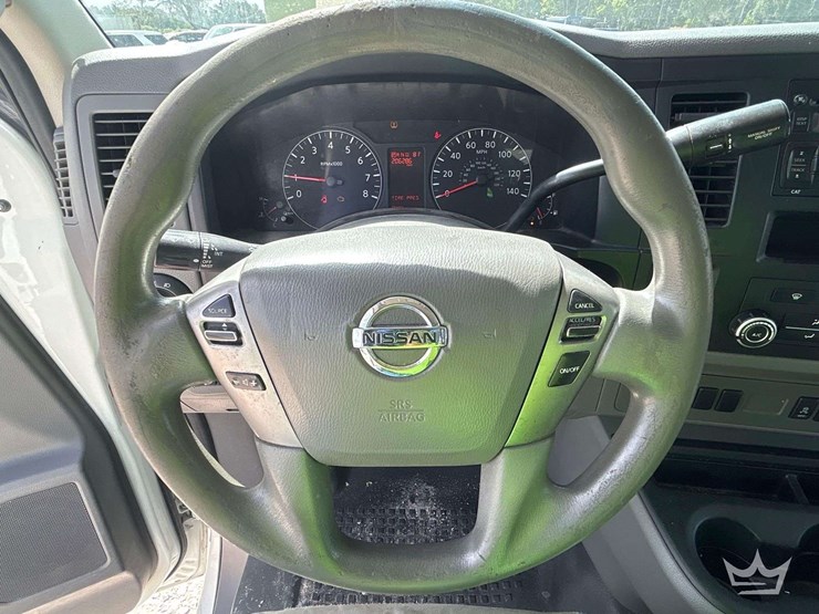 2014-nissan-nv1500-image-17