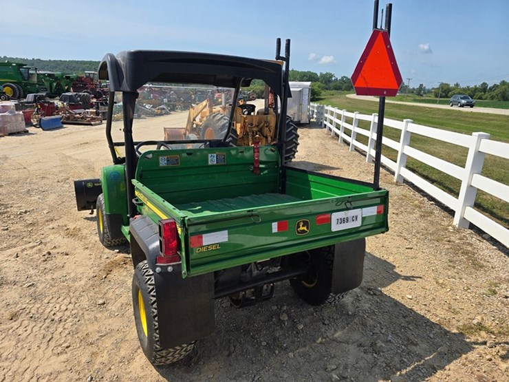 2006-john-deere-gator-image-3