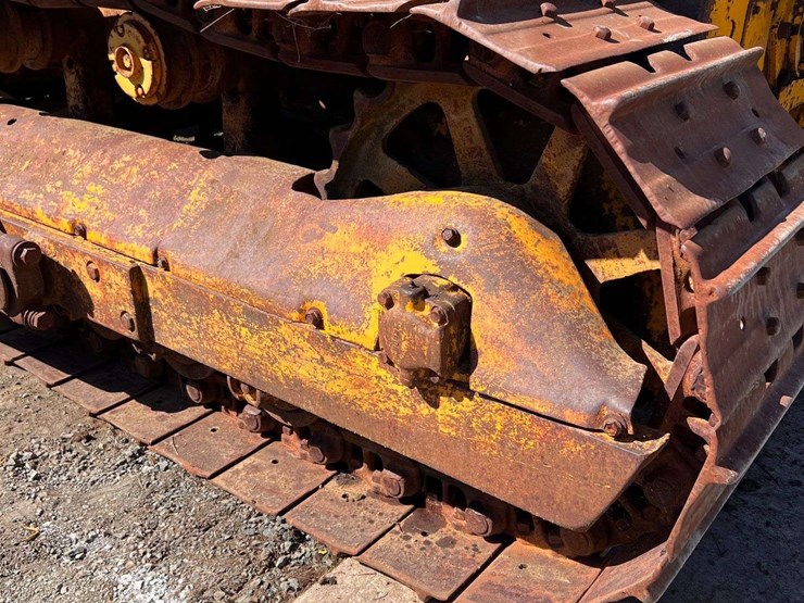 caterpillar-d7-image-9