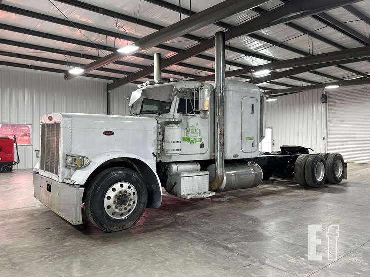 1994-peterbilt-378-image-1
