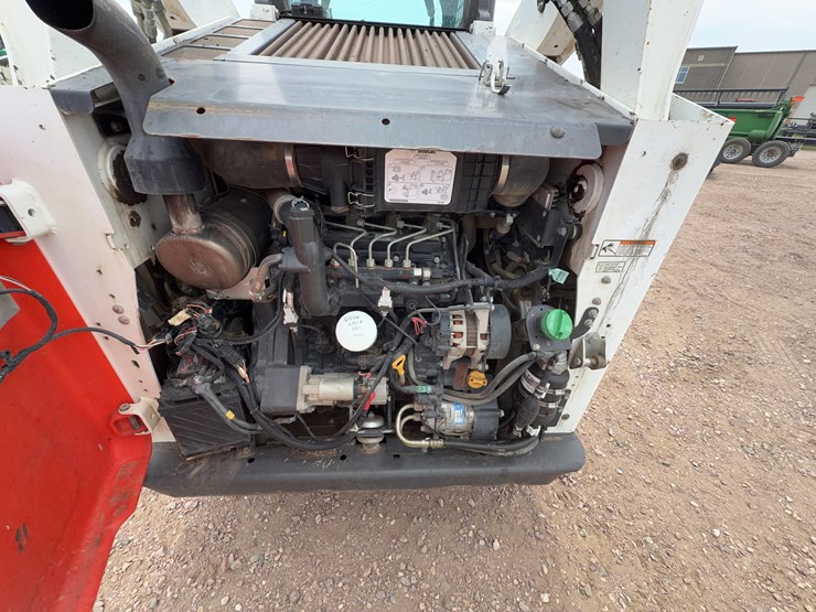2017-bobcat-t650-image-9
