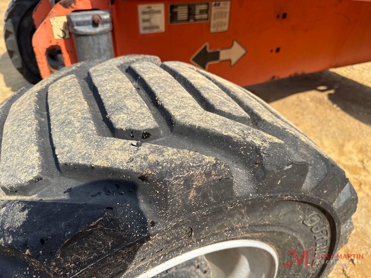 2017-jlg-450aj-image-5