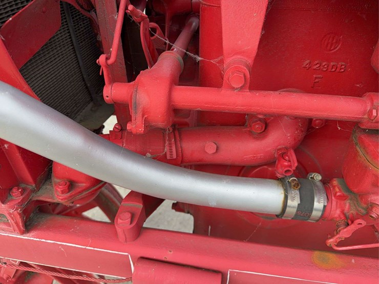 farmall-f-20-image-25