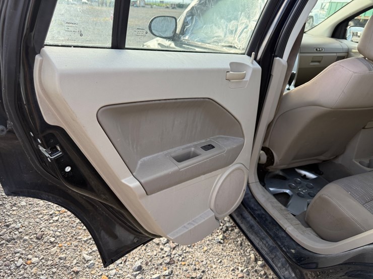 2007-dodge-caliber-image-96