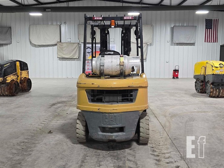2020-caterpillar-gp25n-image-8
